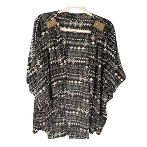 Miss Me kimono size medium in black with beautiful beadwork at shoulders